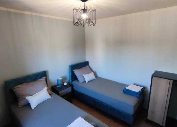 Modern Biograd Na Moru