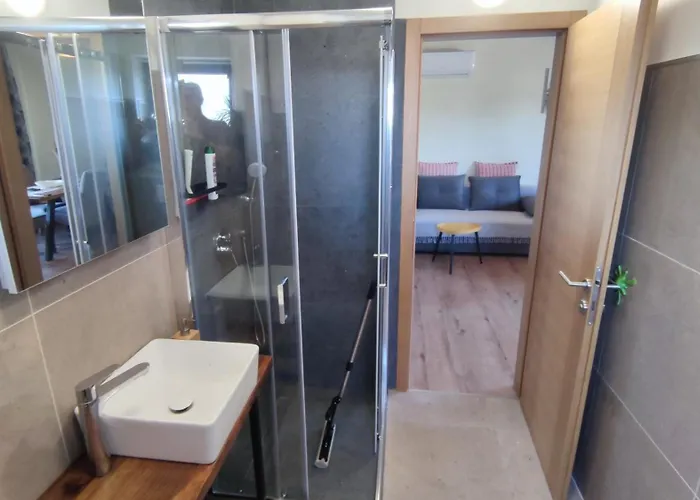 アパート Modern ビオグラード・ナ・モル